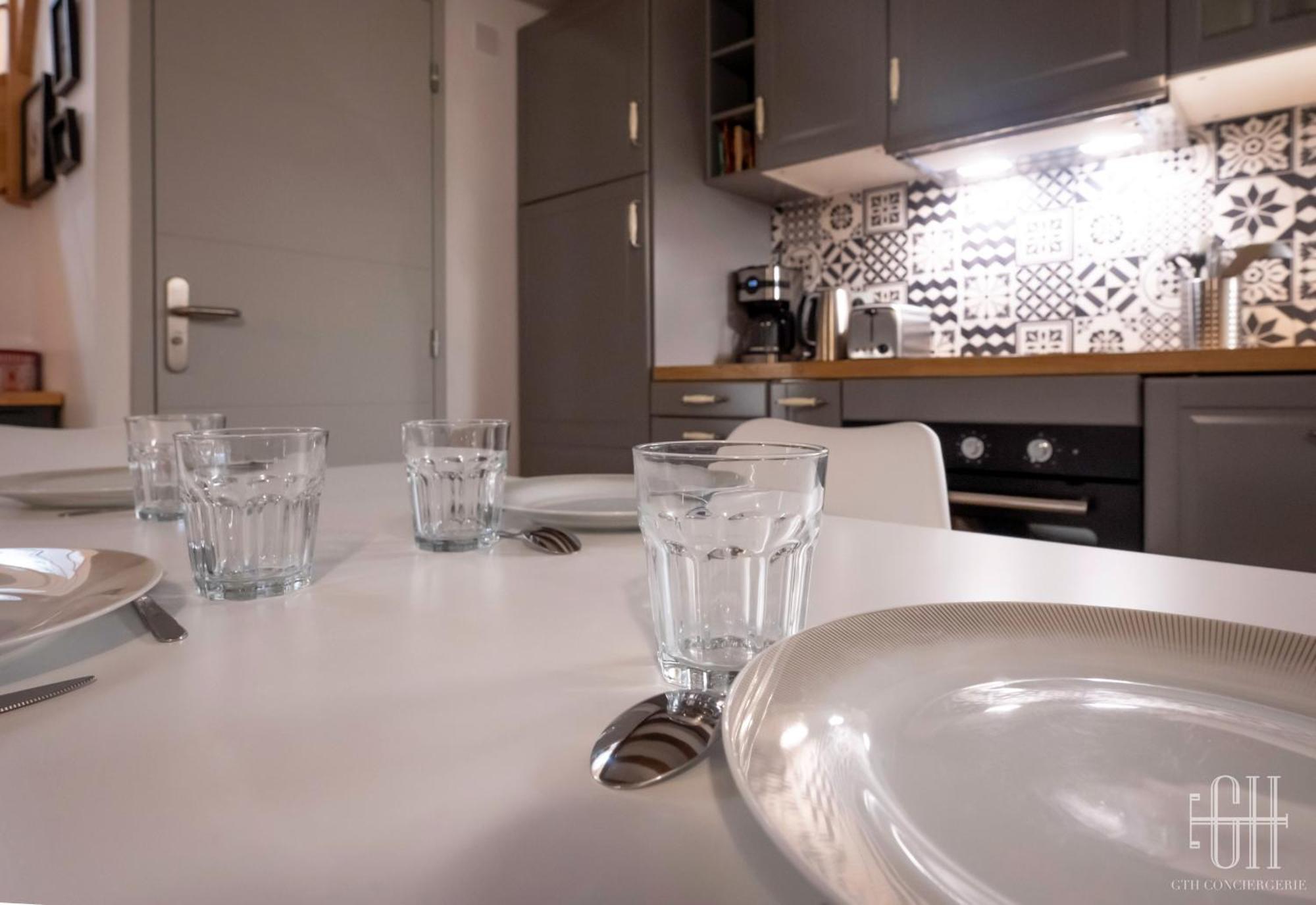 Le Corail /100M Gare Apartment Tours Bagian luar foto