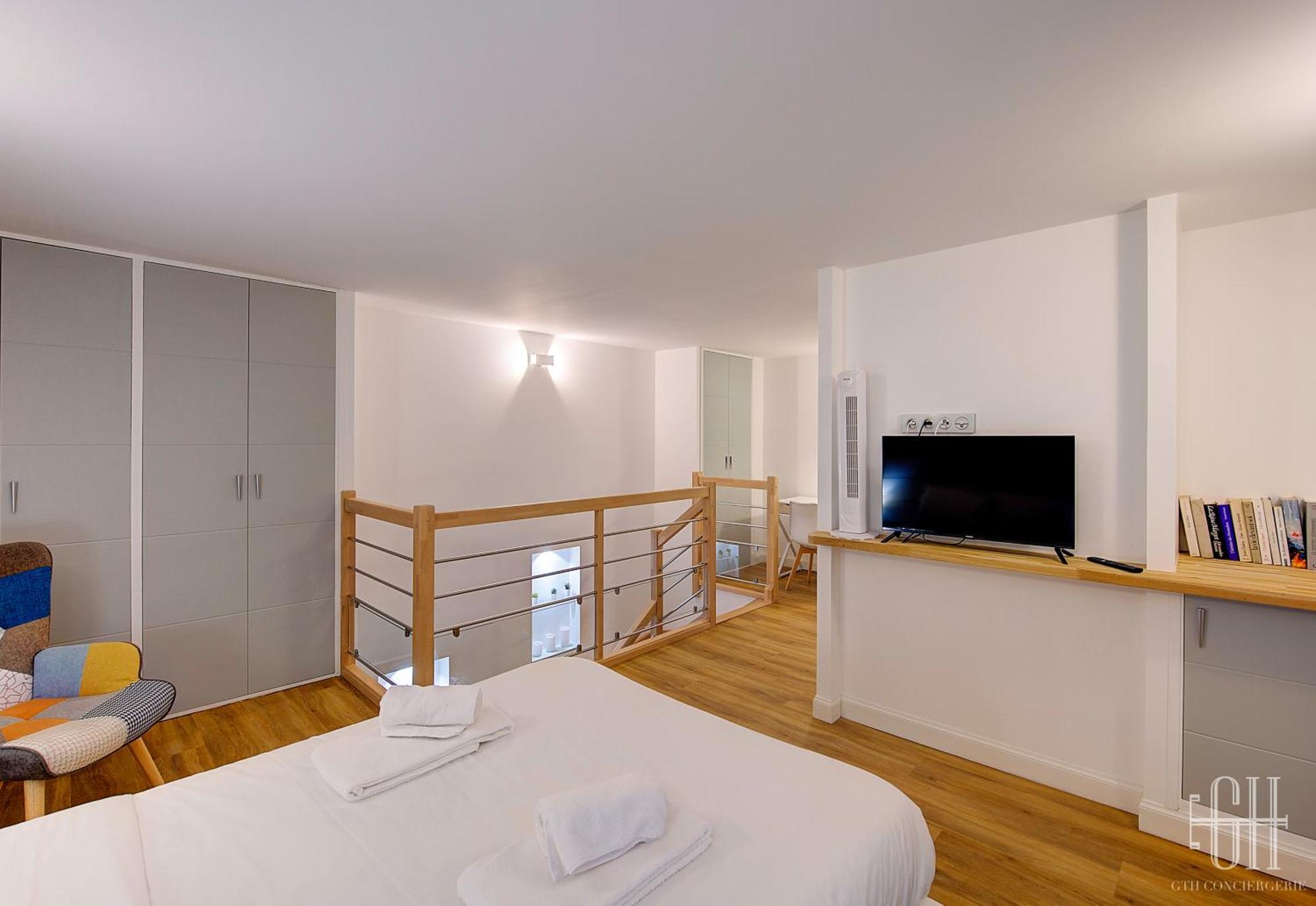 Le Corail /100M Gare Apartment Tours Bagian luar foto